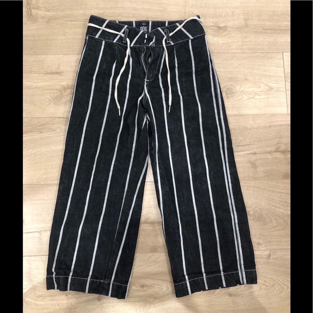 Linen capri wide leg pants with white thin stripes